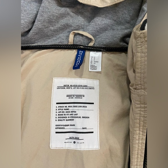 H&M lightweight jacket - Picture 2 of 5